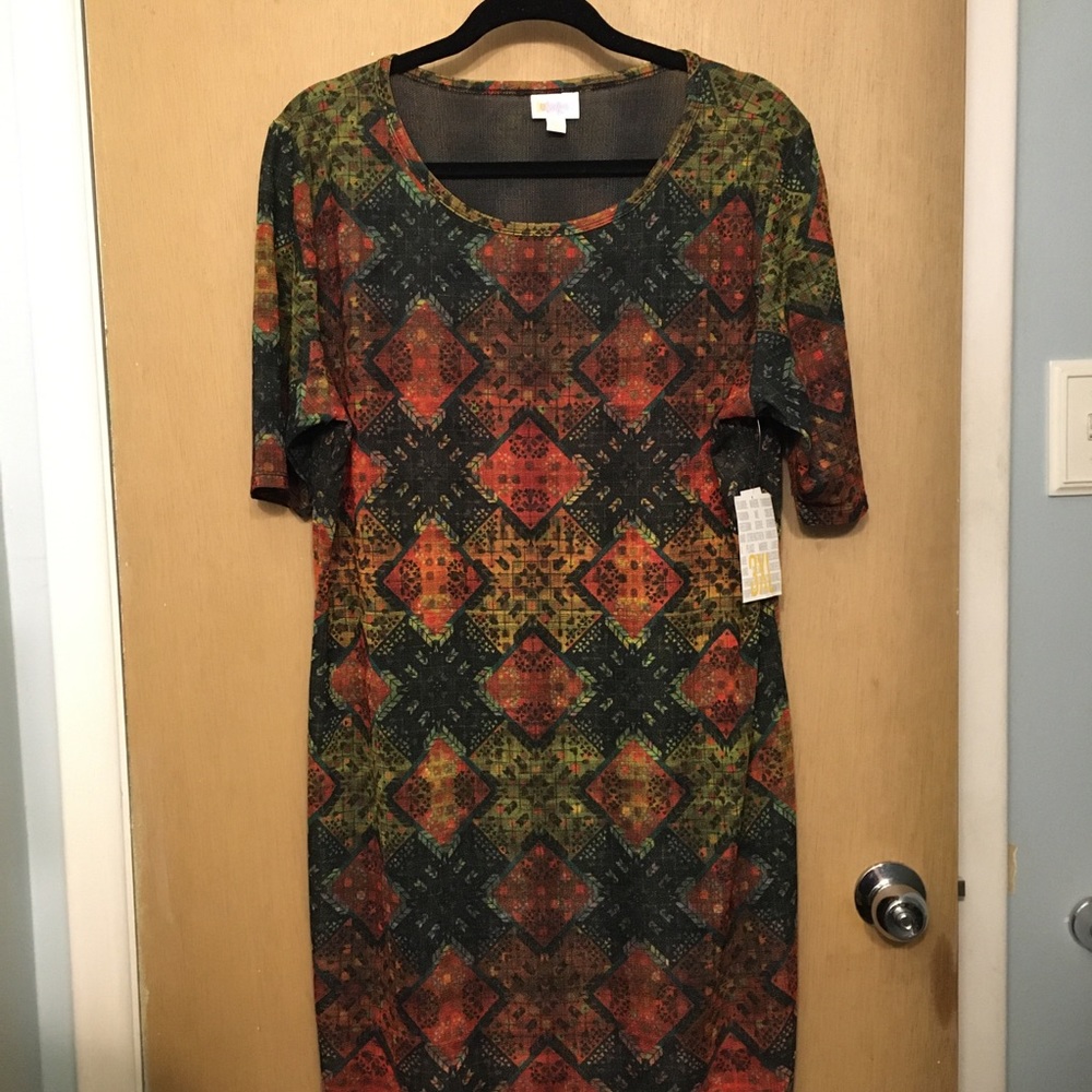 LuLaRoe  Julia